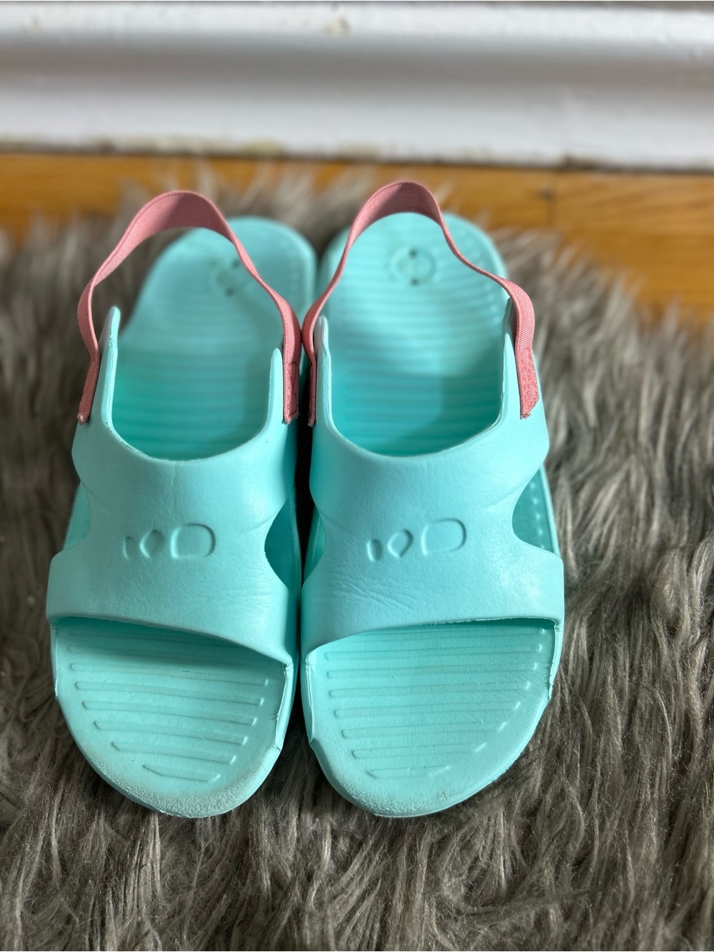 Kids water sandals - Aqua Teal Sandals with Pink Strap